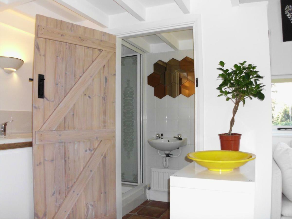 Unique Cottage Retreat برايتون الغرفة الصورة